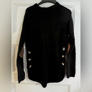 Black sweater w/details.